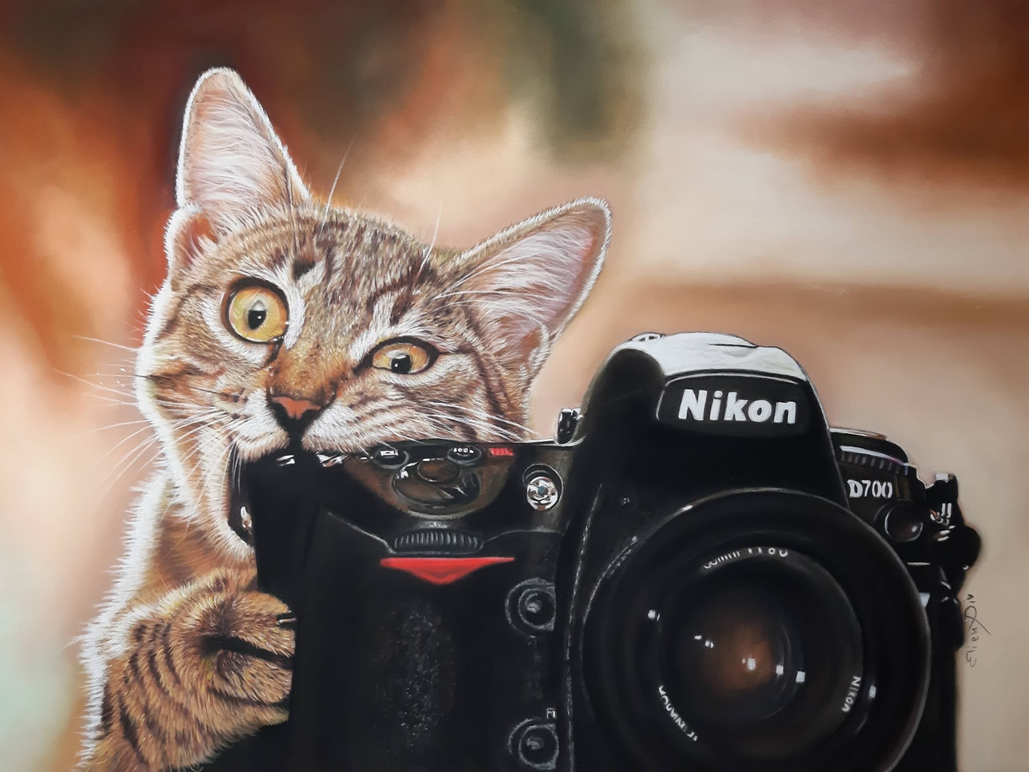 Gatto con macchina fotografica. Pastelli su carta